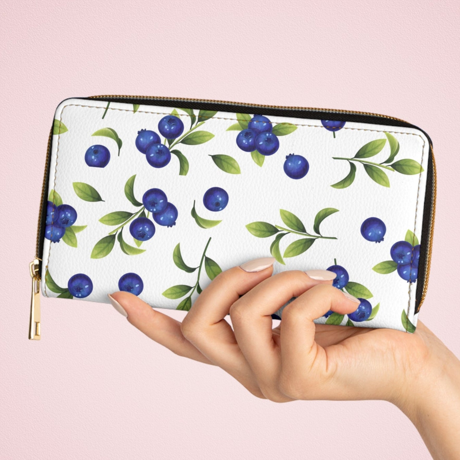 Blueberry Floral Zipper Wallet — Charming Blue Blossom Wallet